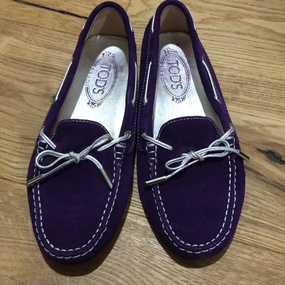 Tod’s size 7.5 ( 37 .5) TCU purple driving mock